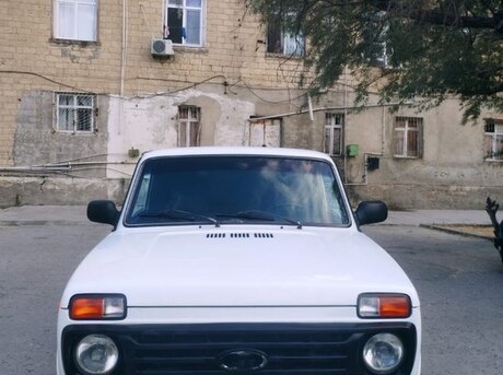 LADA (VAZ) Niva 2012
