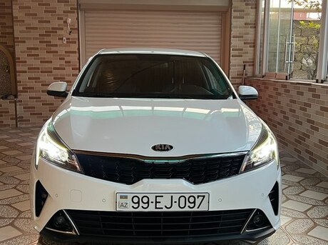 Kia Rio 2021