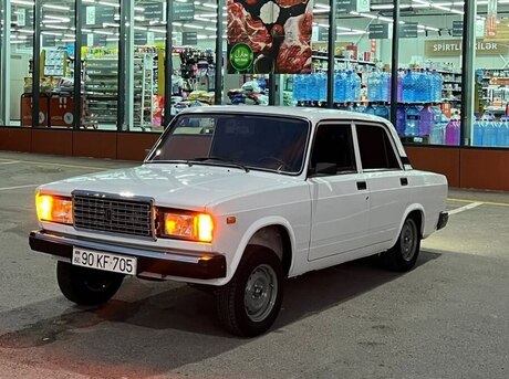 LADA (VAZ) 2107