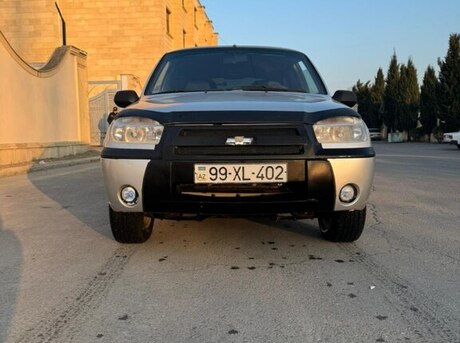 Chevrolet Niva 2004
