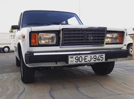 LADA (VAZ) 2107