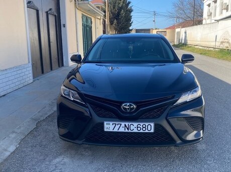 Toyota Camry 2020