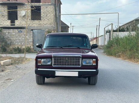 LADA (VAZ) 2107