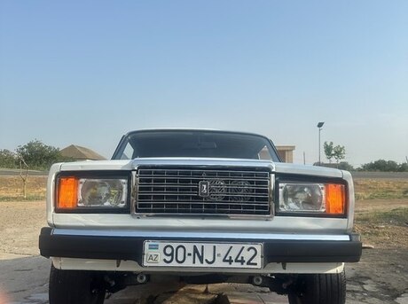 LADA (VAZ) 2107