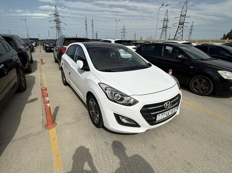 Hyundai i30 2016