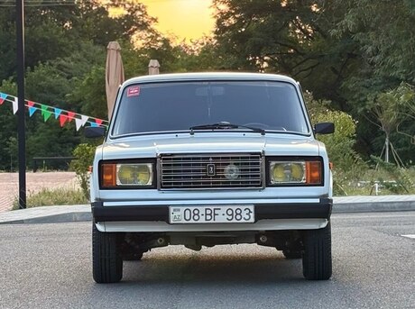 LADA (VAZ) 2107