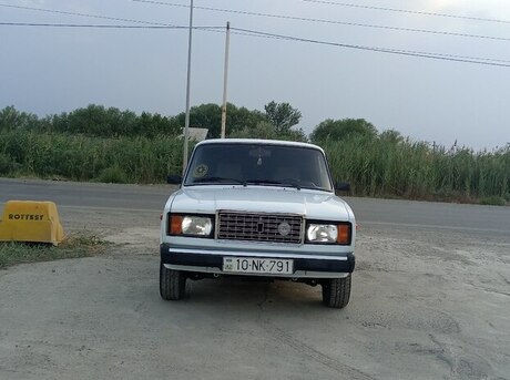 LADA (VAZ) 2107