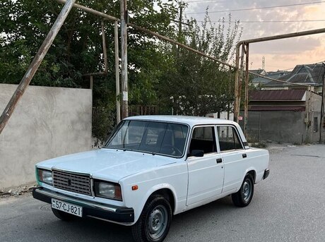 LADA (VAZ) 2107