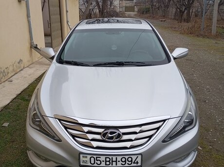 Hyundai Sonata 2012