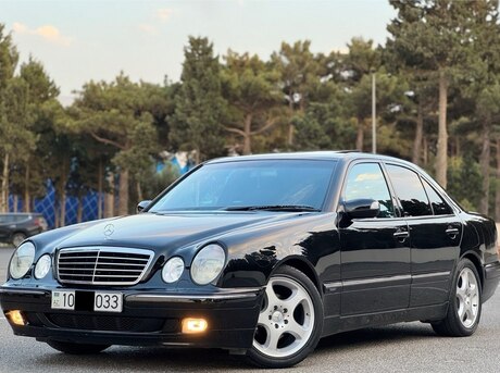 Mercedes E 240