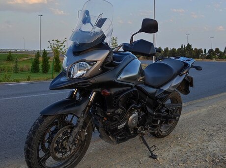 Suzuki V-Strom 650