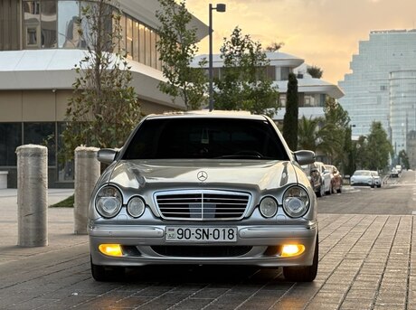 Mercedes E 320 2000