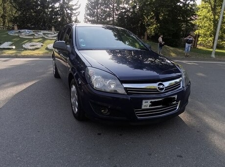 Opel Astra 2009