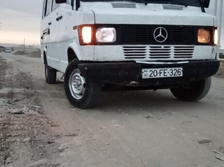 Mercedes 208 D 1993