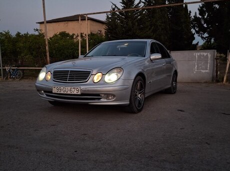 Mercedes E 220 d 2002