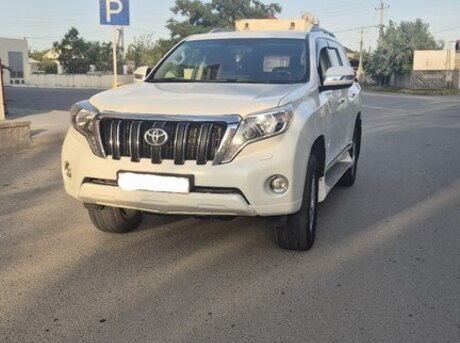 Toyota Land Cruiser Prado 2012
