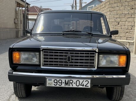 LADA (VAZ) 2107 2010