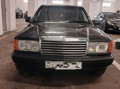Mercedes 190 1989