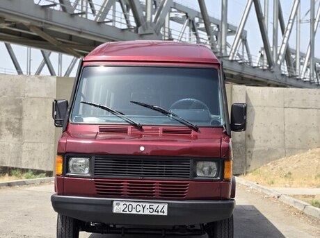 Mercedes 208 D 1994
