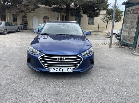 Hyundai Elantra 2018