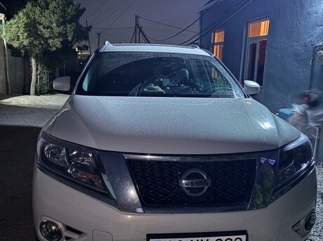 Nissan Pathfinder 2014