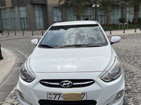 Hyundai Accent 2015