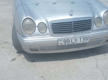 Mercedes E 240 1998