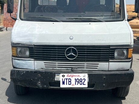 Mercedes 609 D