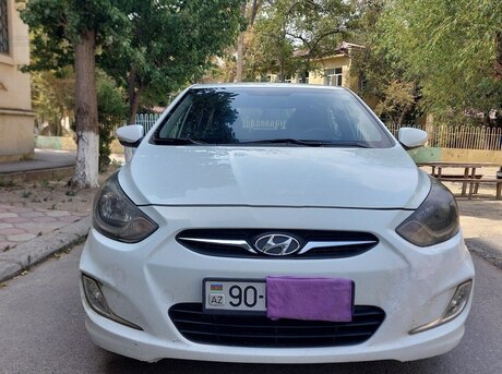 Hyundai Accent 2011