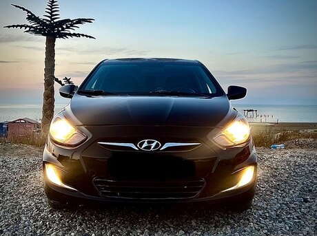 Hyundai Accent 2013
