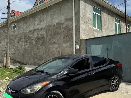 Hyundai Elantra 2013