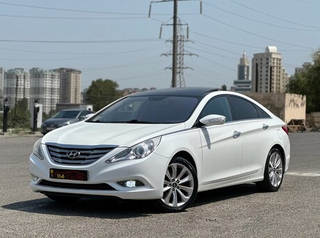 Hyundai Sonata 2011