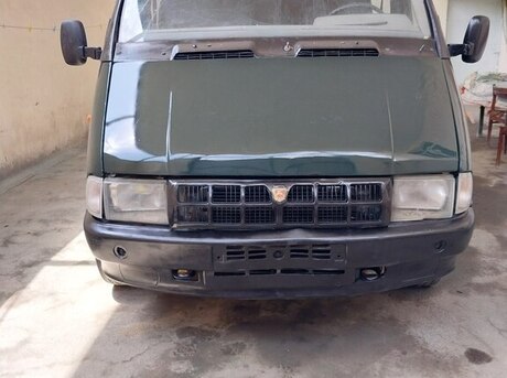 GAZ 2705 1998