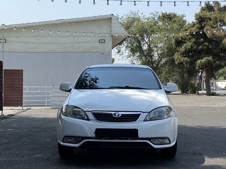 Daewoo Gentra 2014