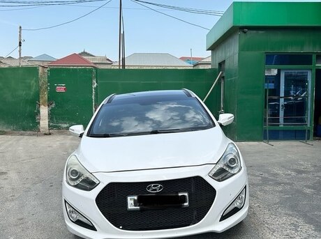 Hyundai i40 2011