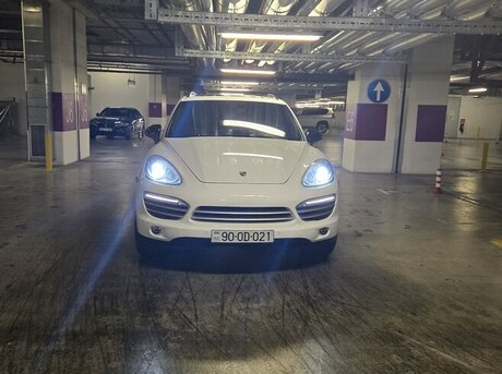 Porsche Cayenne 2014
