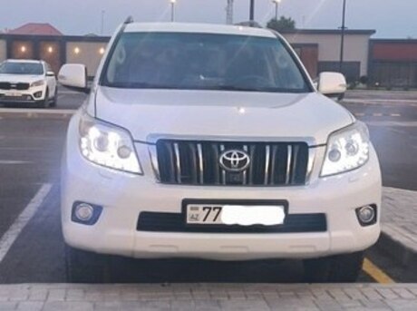 Toyota Land Cruiser Prado 2010