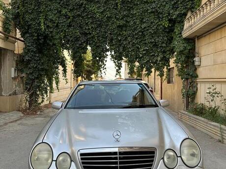 Mercedes E 280 2001