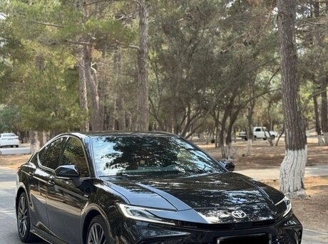 Toyota Camry 2024