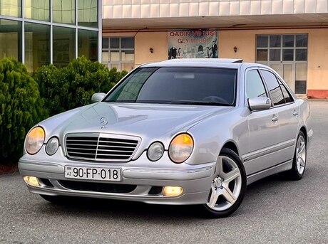 Mercedes E 240 2000