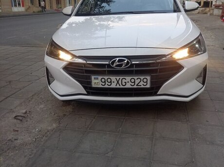 Hyundai Elantra 2019