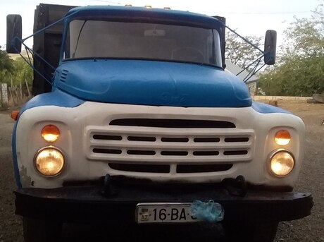 ZIL 130