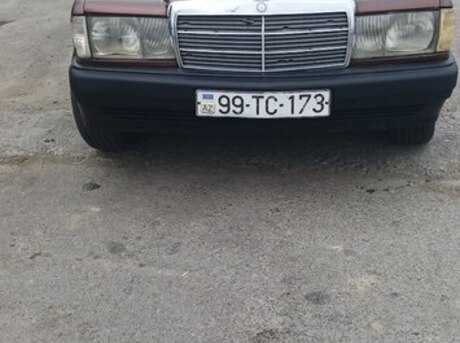 Mercedes 190 1990