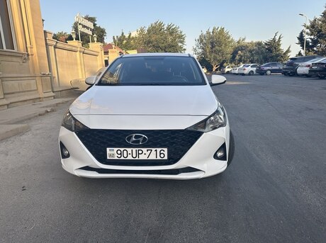 Hyundai Accent 2021
