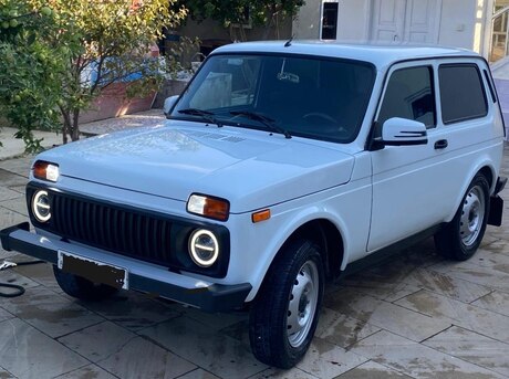 LADA (VAZ) Niva 2013