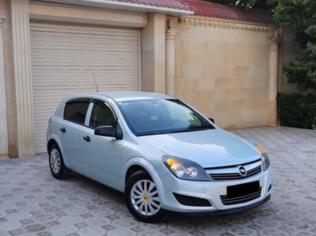 Opel Astra 2009