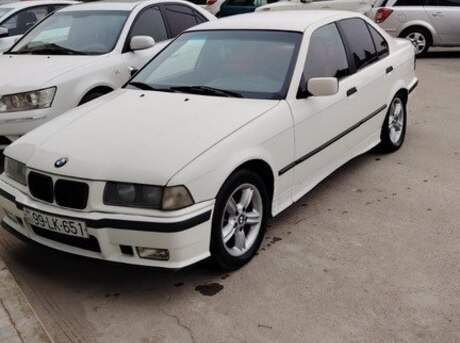 BMW 320 1993