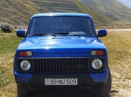 LADA (VAZ) Niva 2015