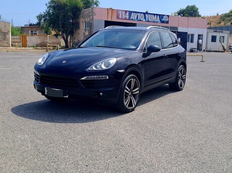 Porsche Cayenne 2012