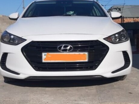Hyundai Elantra 2017